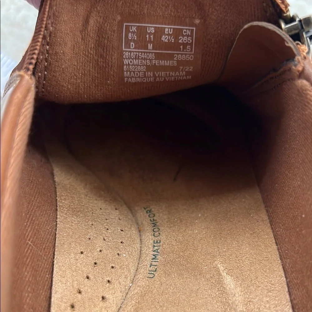Clarks here elevate